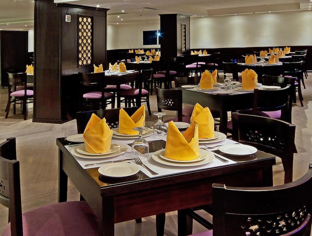 Hotel Dyar Al Hamra 3*